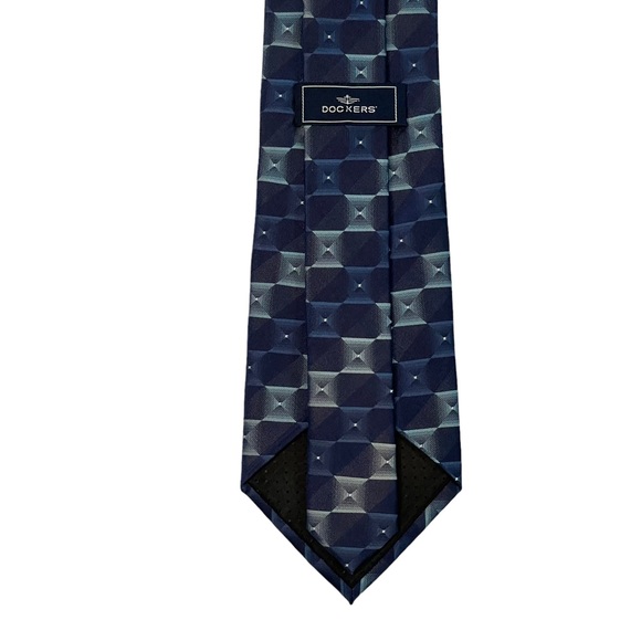 DOCKERS 100% Silk Tie Navy and Gray Geometric Squares - Picture 3 of 7